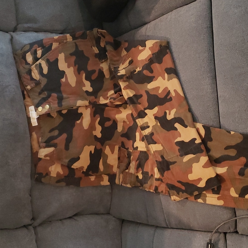 Michael Kors Pants